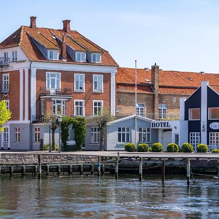 Hotel Postgaarden Skaelskor ภายนอก รูปภาพ