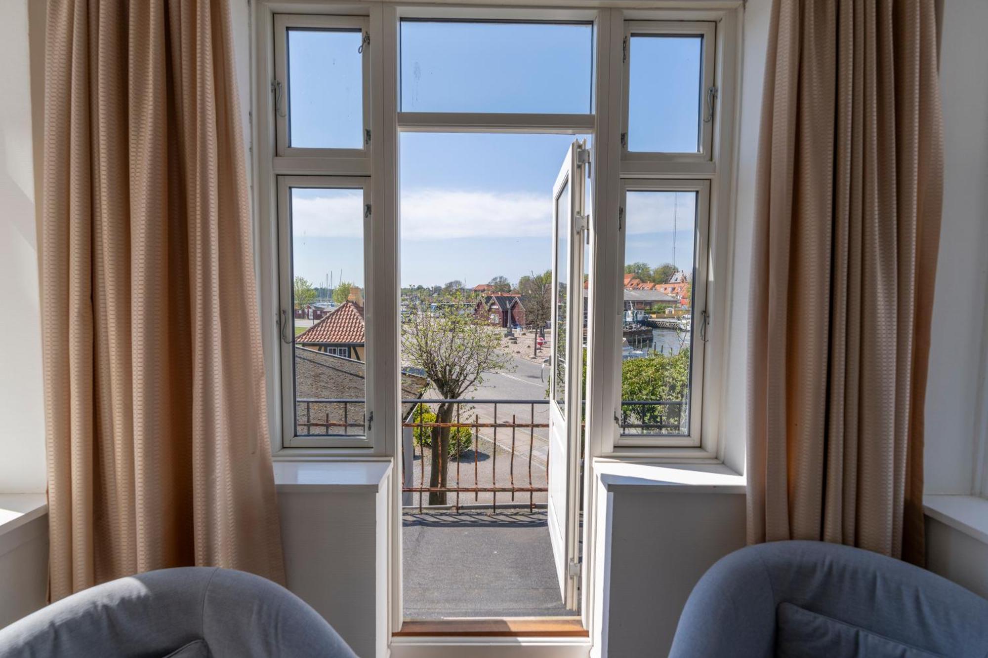 Hotel Postgaarden Skaelskor ภายนอก รูปภาพ